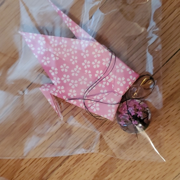 Set of 4 Beaded Japanese Origami Peace Cranes - Picture 9 of 12